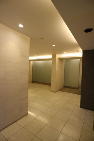 ロビー　※参考写真