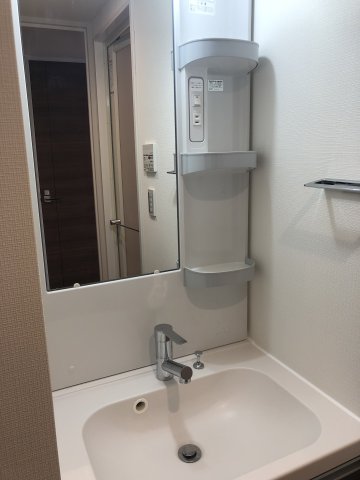 洗面設備　忙しい朝には欠かせない洗面所です