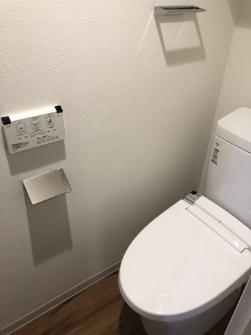 トイレ　トイレもきれいです