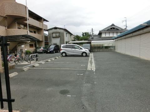 その他共有部分　駐車場