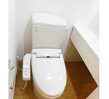トイレ　ゆったりとした空間のトイレです