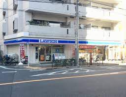 コンビニ　ローソン東日暮里三丁目店（コンビニ）まで328m