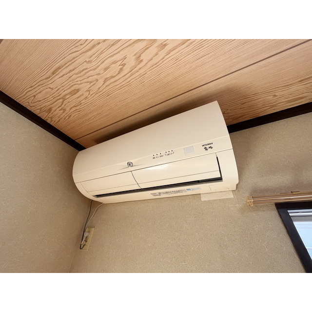 その他設備　エアコン１基