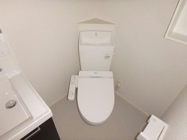 トイレ　同型モデル