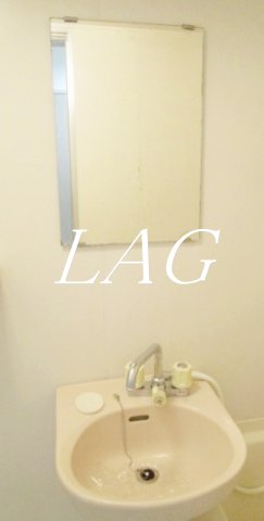 洗面設備　洗面台です。