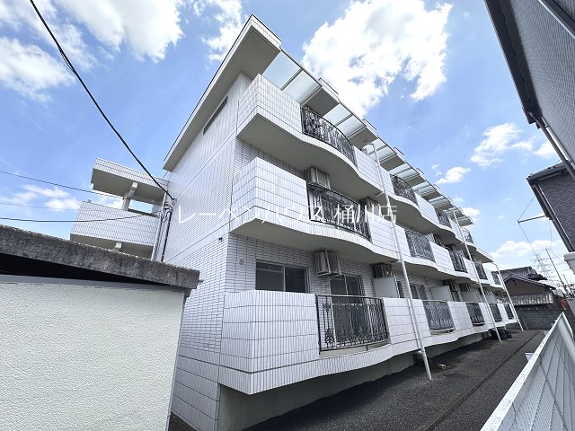 建物外観　レーベンハウス桶川店へ　048-787-5511