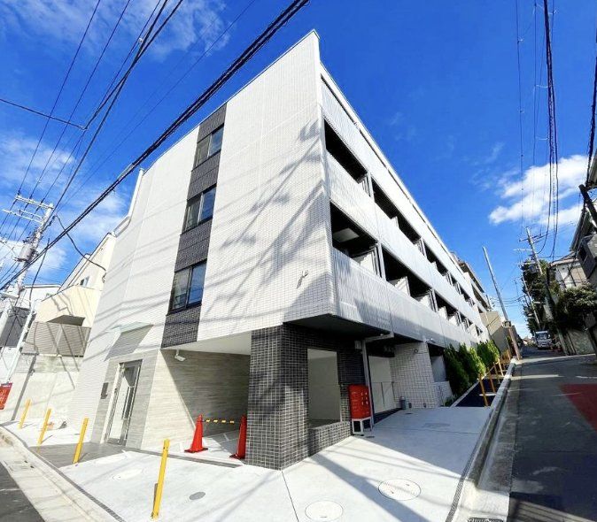 建物外観　駐車場