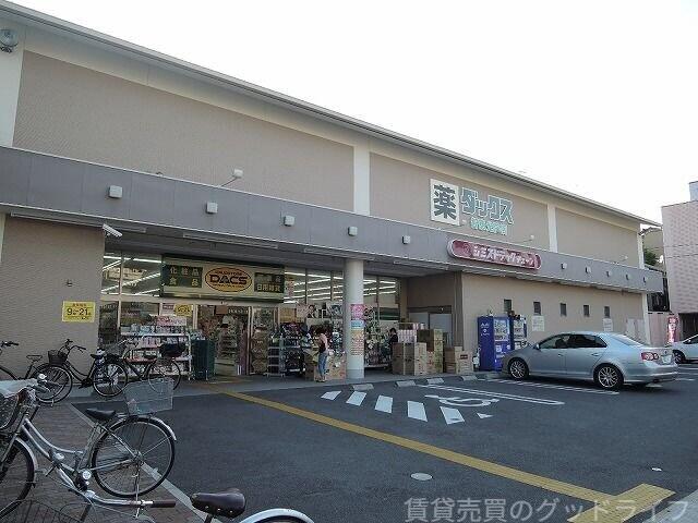 ドラックストア　ダックス上京智恵光院店（ドラッグストア）まで769m