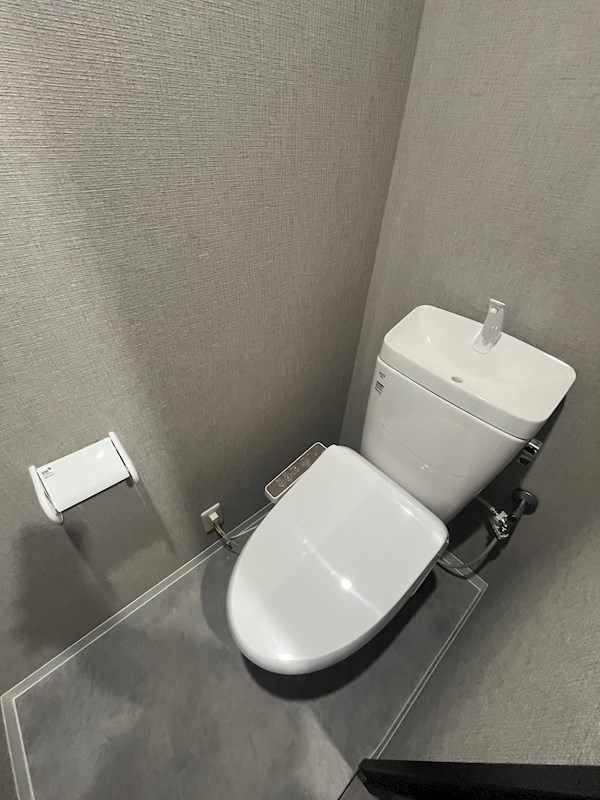 トイレ　落ち着いたトイレです