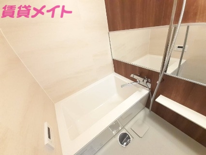 バス・シャワールーム　同タイプ別部屋の写真です。