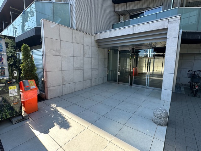 エントランス　エントランス部分