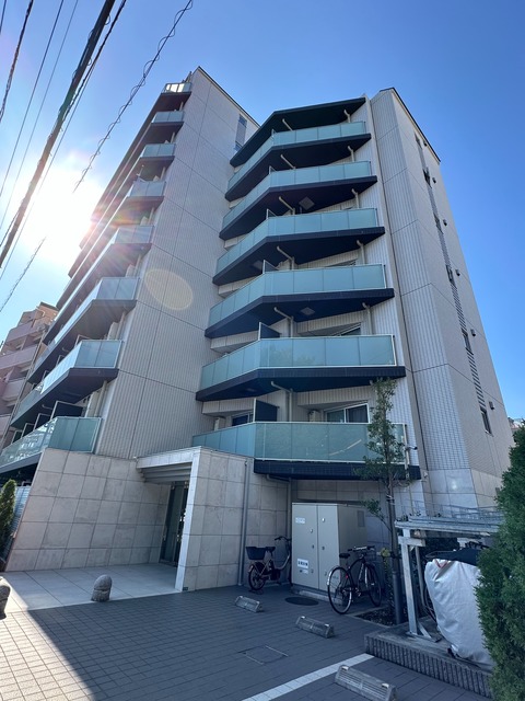 建物外観　おしゃれな外観