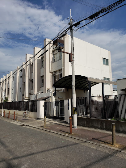 小学校　大阪市立大宮西小学校（小学校）まで344m