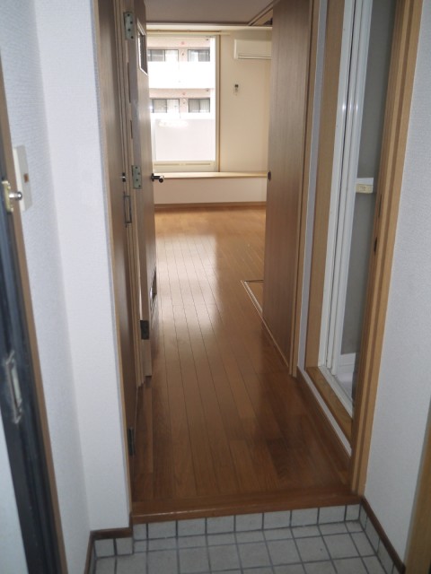 玄関　同タイプ別部屋