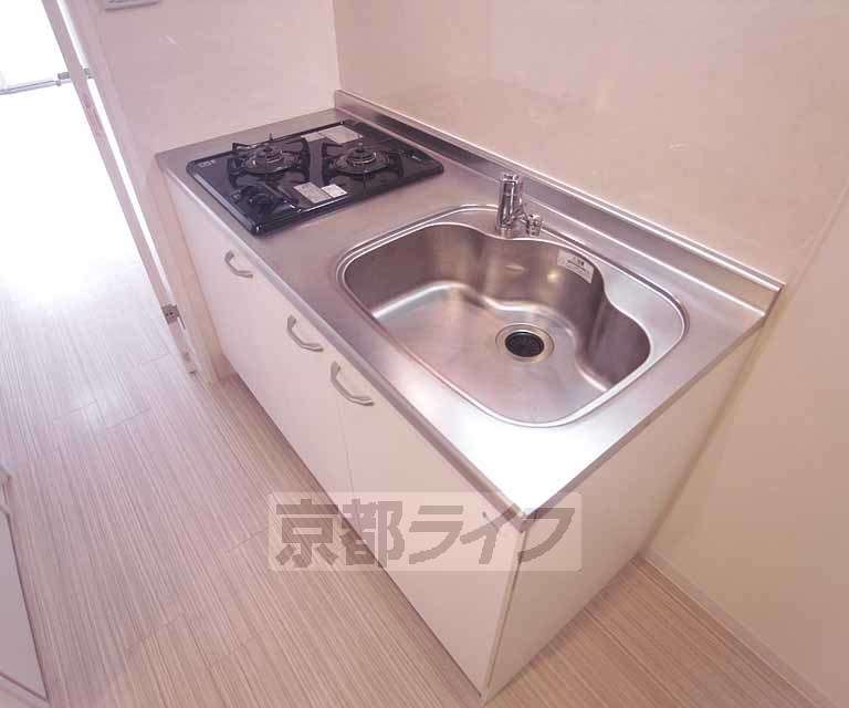 キッチン　築浅の綺麗な物件です！