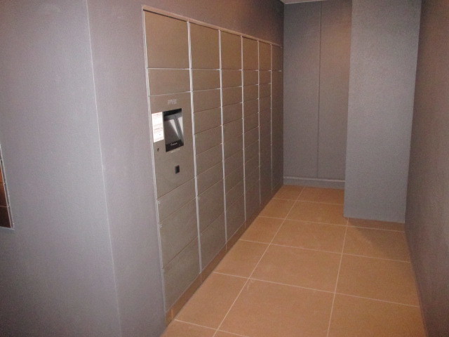 セキュリティ　宅配ＢＯＸ付！