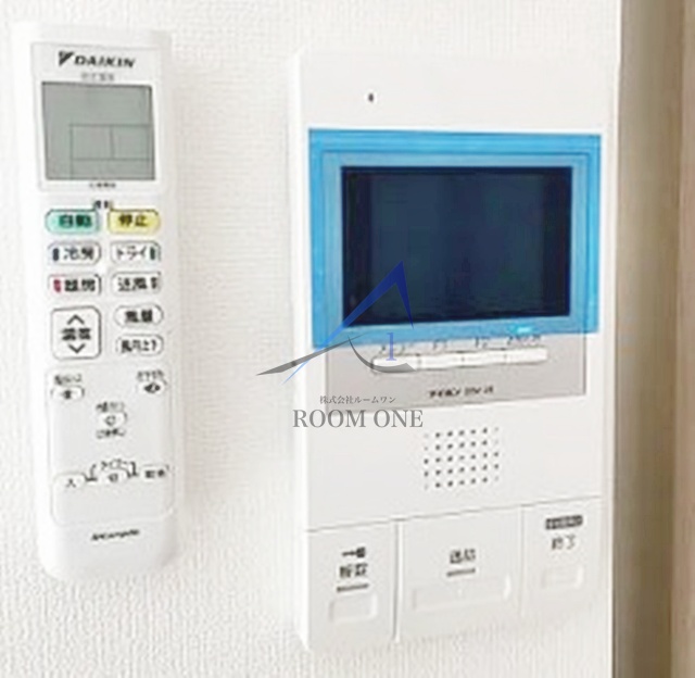 セキュリティ　モニター付きインターホンです。