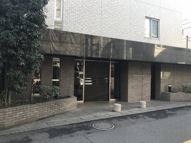 エントランス　弊社は都内全域の物件をご紹介可能です！