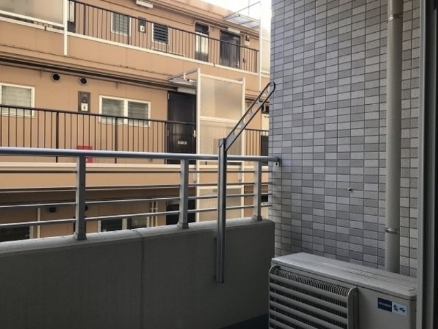 バルコニー　別号室の参考写真になります。