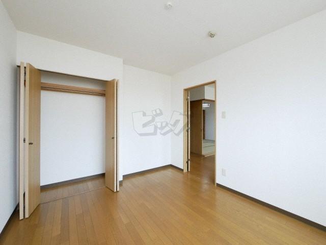 収納　衣類の収納に便利なクローゼットが付いています！