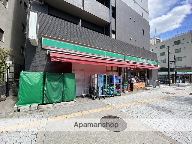 コンビニ　ローソンストア１００四天王寺南店（コンビニ）まで800m