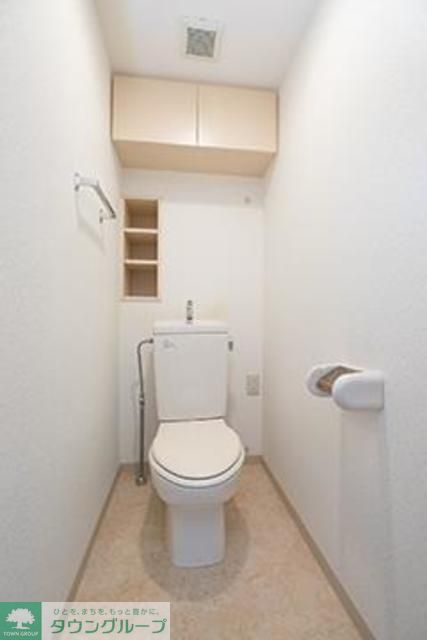 トイレ　※写真は同タイプ住戸です。