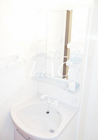 洗面設備　独立洗面台です。
