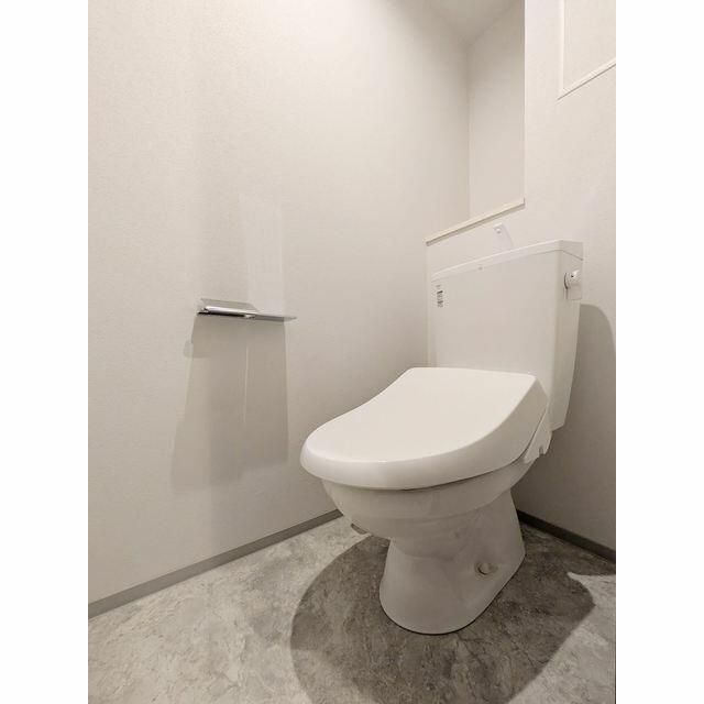 トイレ　シンプルで使いやすいトイレです