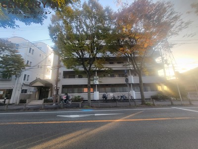 建物外観　敷地内駐車場あり！