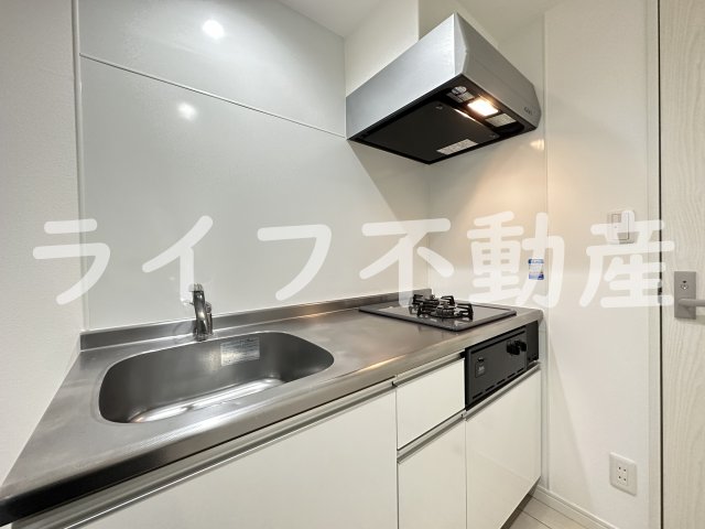 キッチン　コンパクトなキッチンで掃除もラクラク