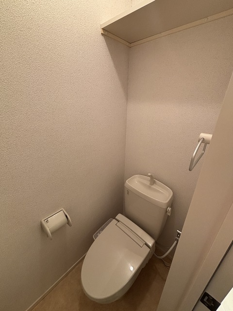 トイレ　別部屋参考写真