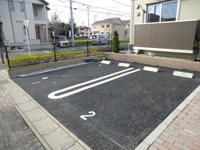 駐車場　敷地内駐車場