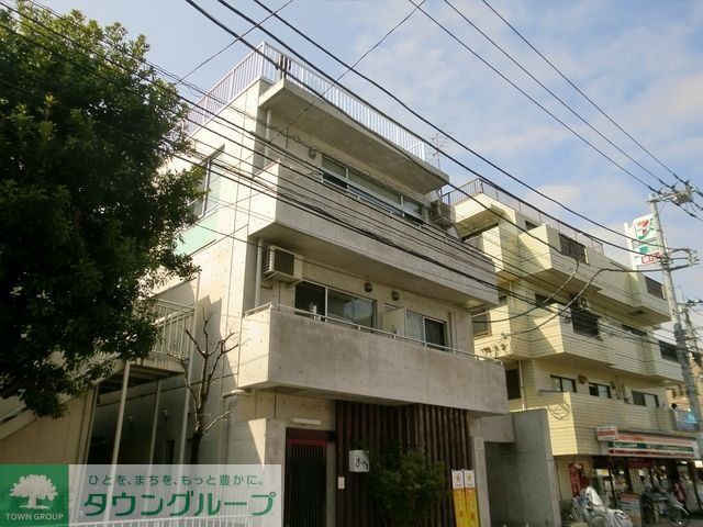 建物外観　★コンクリート打ちっ放しのお洒落な外観で