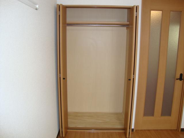 収納　クローゼット
