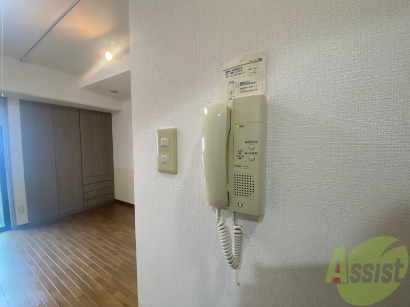 セキュリティ　インターホンは通話ができるので急な訪問があっても安心です。