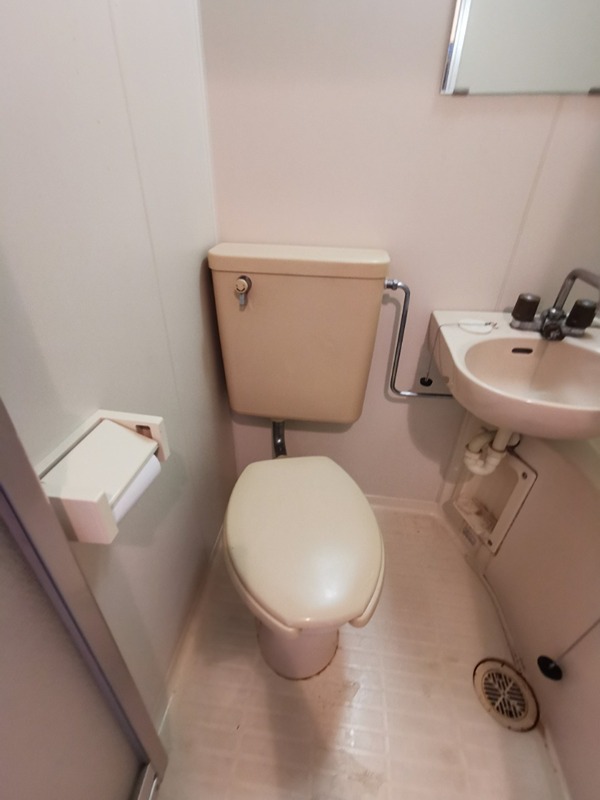 トイレ　別部屋参考写真