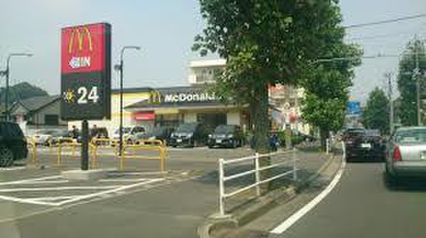 飲食店　マクドナルド 港南笹下店（飲食店）まで486m