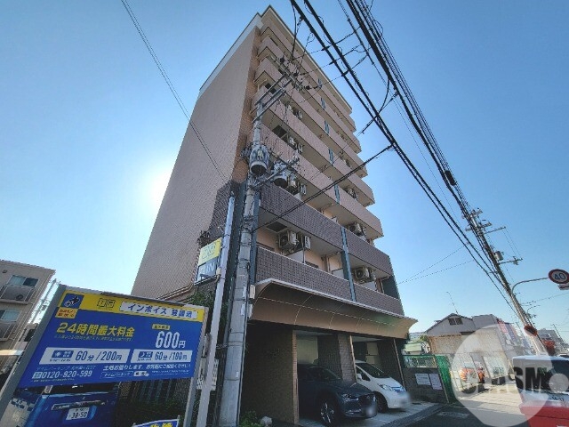 建物外観　エレベーター付き駅近物件♪