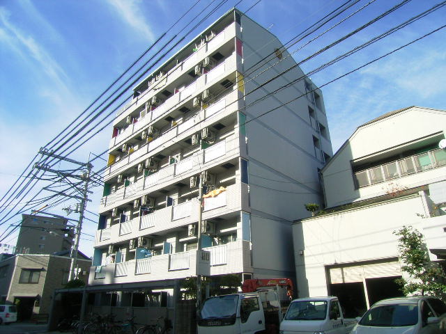 建物外観　現況が相違する場合は現況を優先致します。