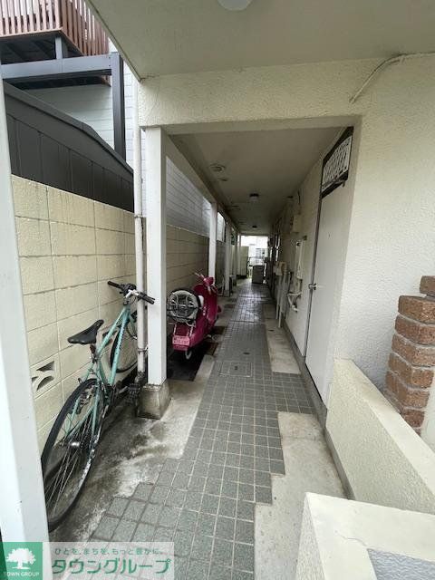 エントランス　バルコニー