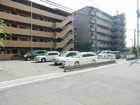 その他共有部分　駐車場