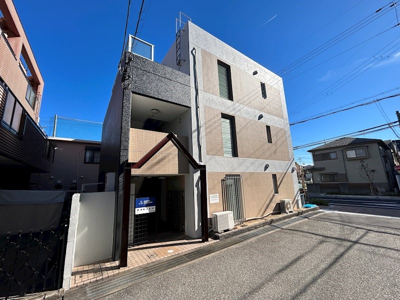 ロイヤルメゾン西宮北口7の外観写真