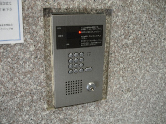 セキュリティ　オートロック完備