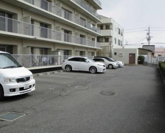 駐車場　駐車場です