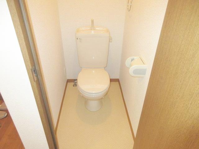 トイレ　WC