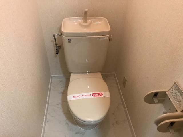 トイレ　トイレ