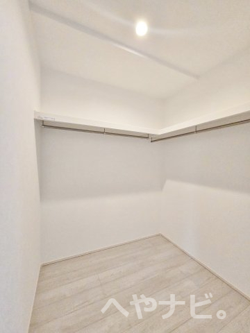 収納　★たっぷり収納のウォークインクローゼット