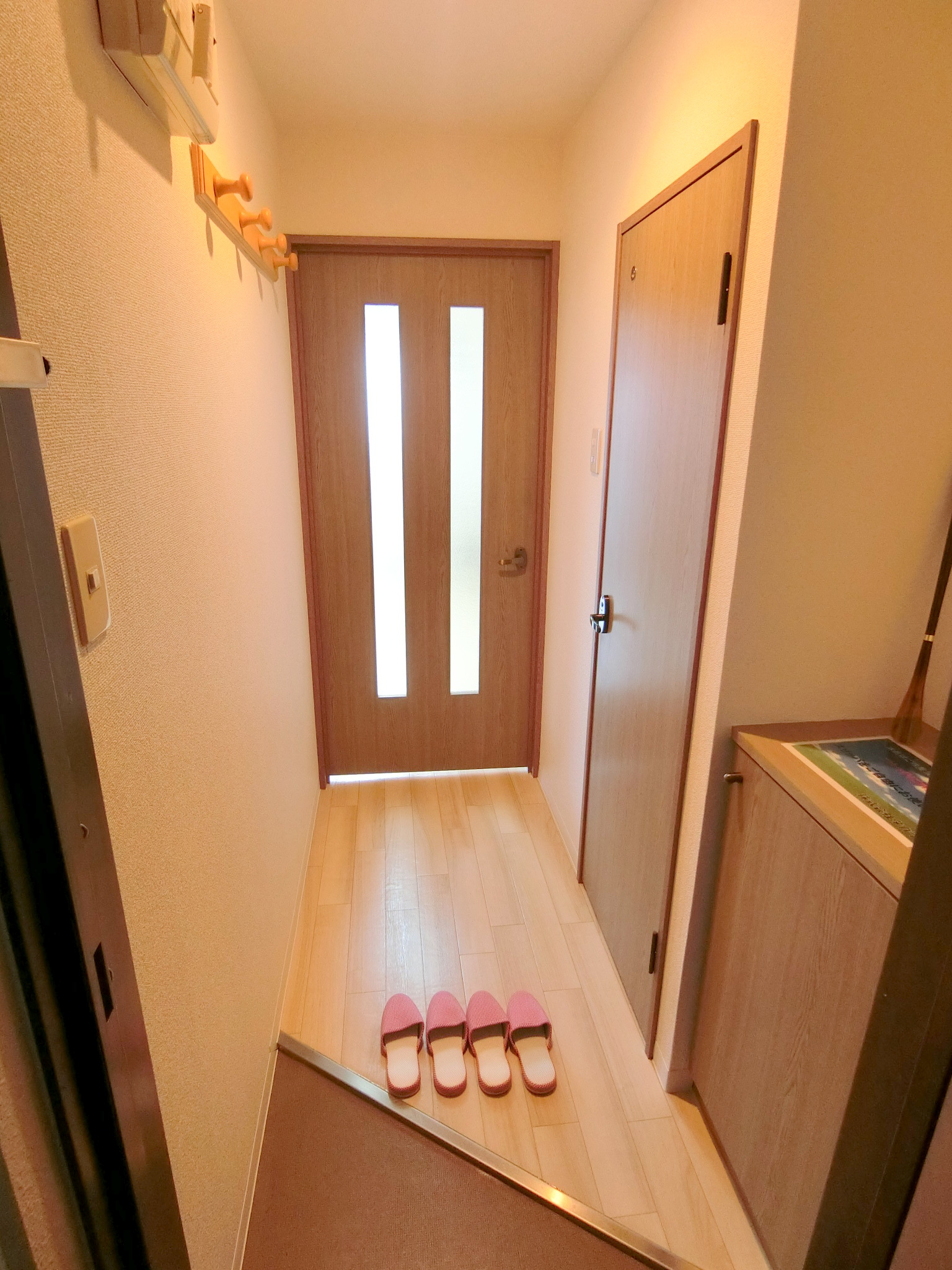 玄関　広々とした玄関です！