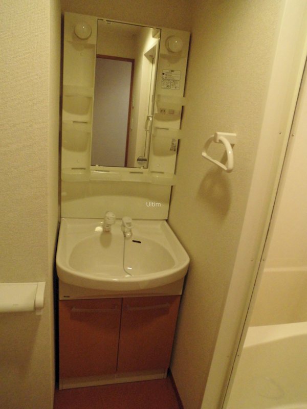 洗面設備　別部屋のお写真です。ご参考までに！