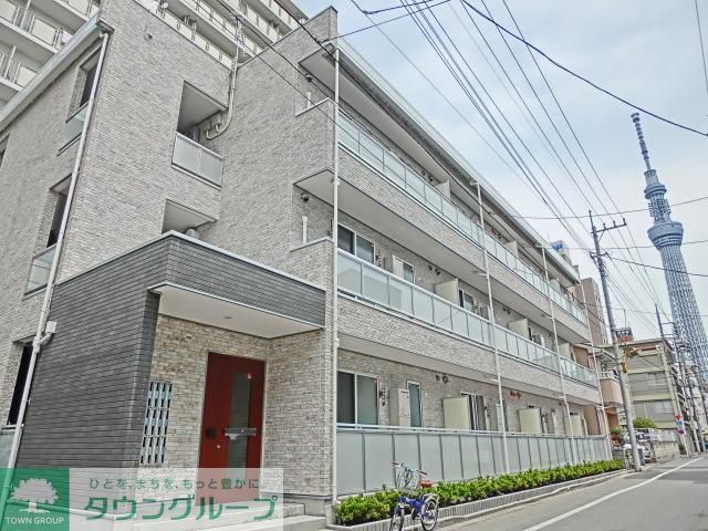 建物外観　道路からスカイツリー見えます！
